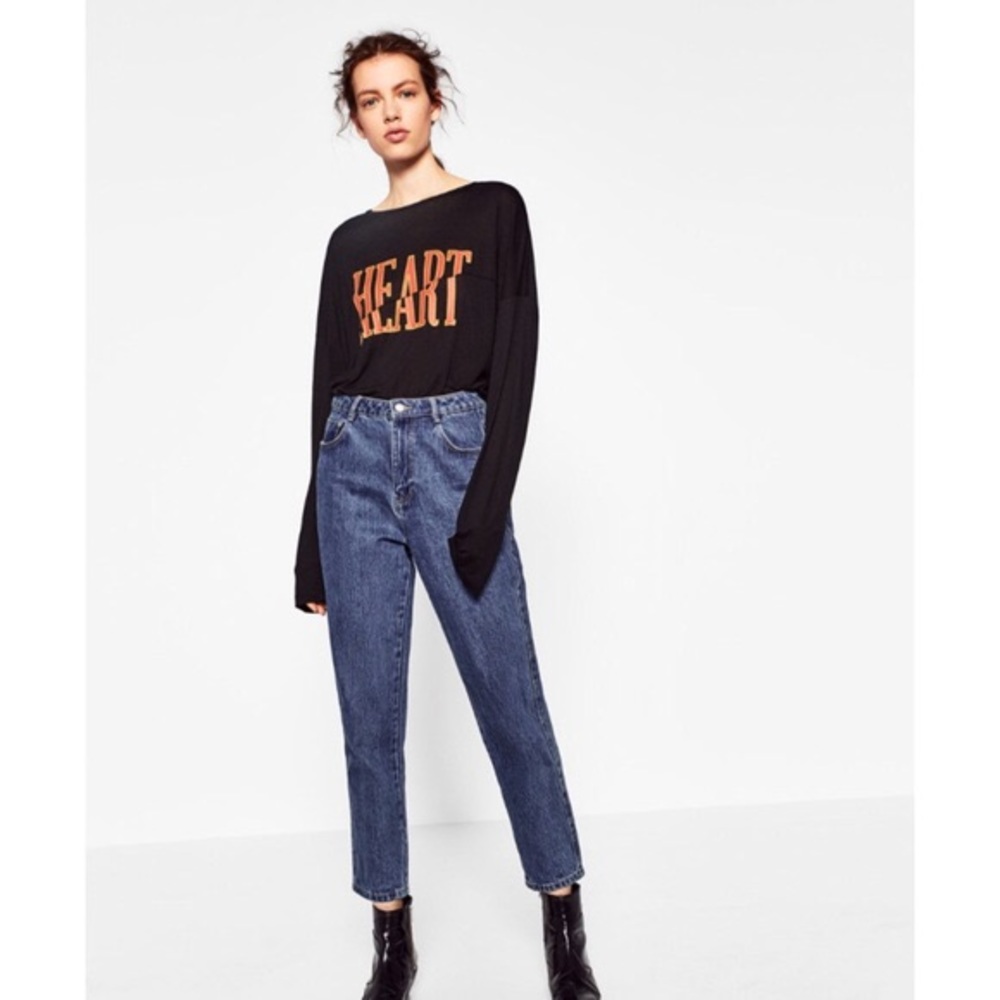 Zara High Rise Mom Jeans Size 34